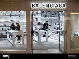 Balenciaga Hoodies: Elevating Streetwear Fashion