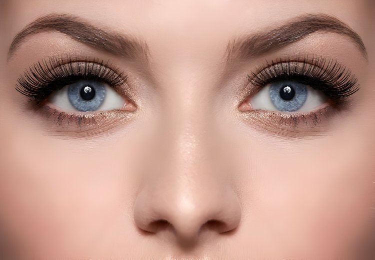 Eyelash Extensions VS Mascara: Which is right choice?