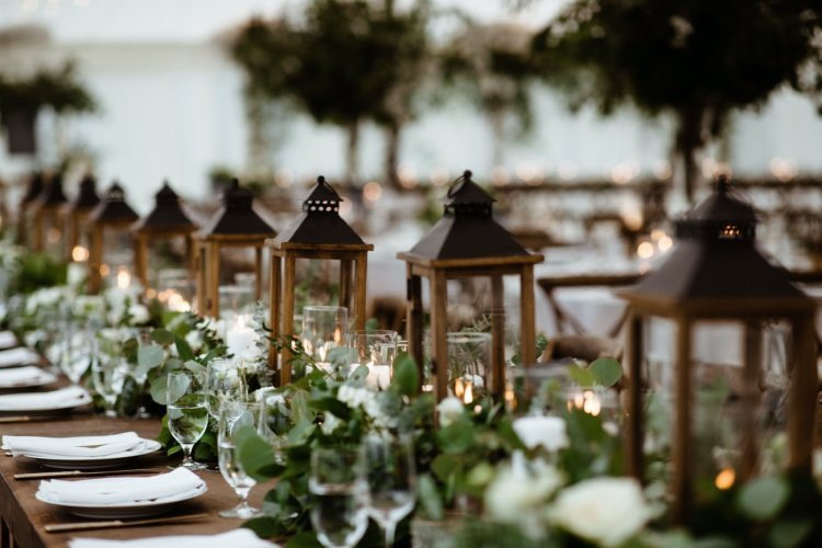Tips for Stunning Wedding Reception Table Decor in Singapore