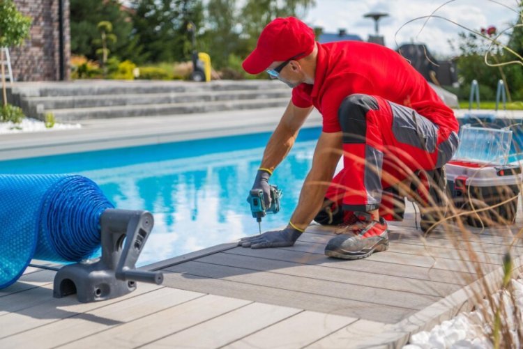 Pool Cleaning Tips: How to Clean Your Pool