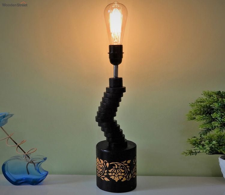 Choose the Right Table Lamps in India