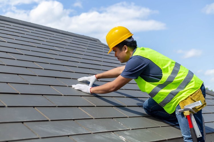 How Roof Services Can Improve Building Efficiency