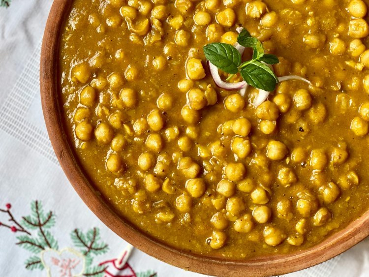 Comparing Chana and Chole: Which is Right for You?