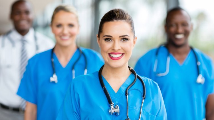 5 Things Nurses Should Consider When Choosing Scrubs