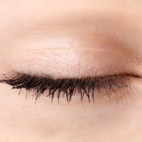 Picture Perfect: Choosing the Best Eyelid Surgery Doctor in Riyadh