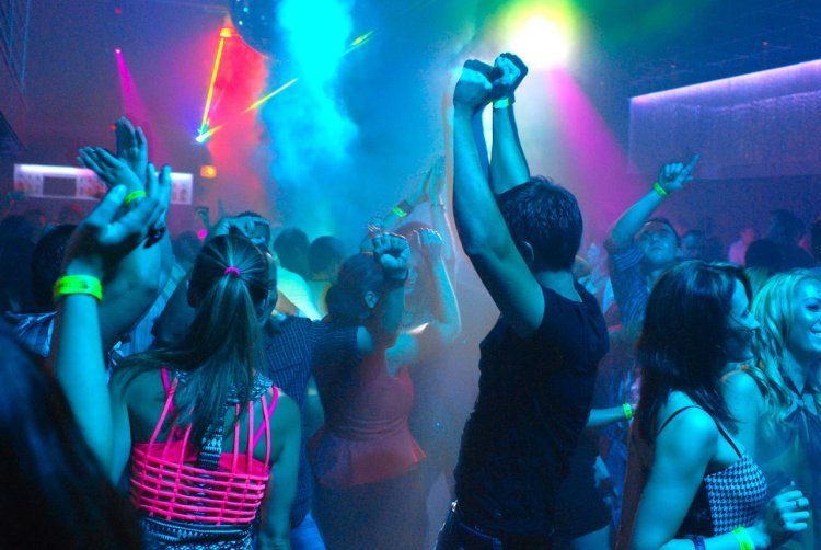 The Allure of Night Parties - A Celebration of Life After Dark
