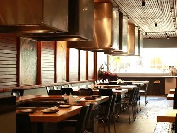 How to Book table for Family Dinner with Teppanyaki Entertainment