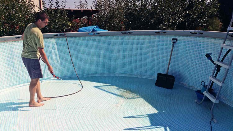 Weekly Pool Maintenance Services in Weston: Keeping Your Pool Crystal Clear