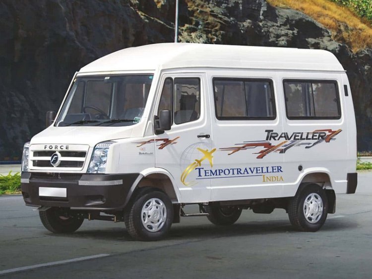 How to Pack for a Tempo Traveller Road Trip