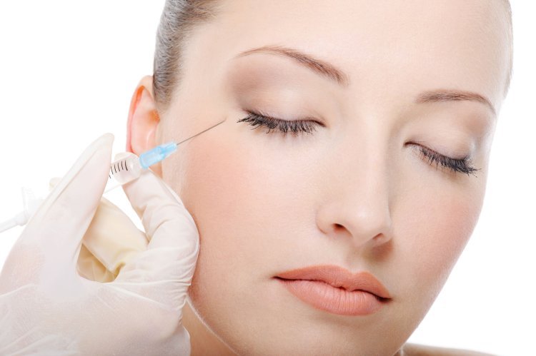 The Safety and Efficacy of Under Eye Fillers  A Dubai Perspective