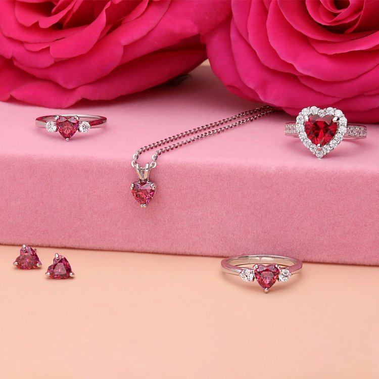 Unforgettable Valentine’s Day Gifts for Her: Luxury Jewellery She’ll Adore