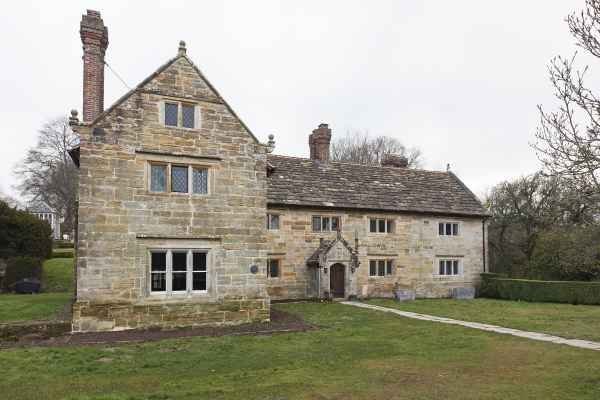 Expert Guide to Listed Building Restoration in West Sussex