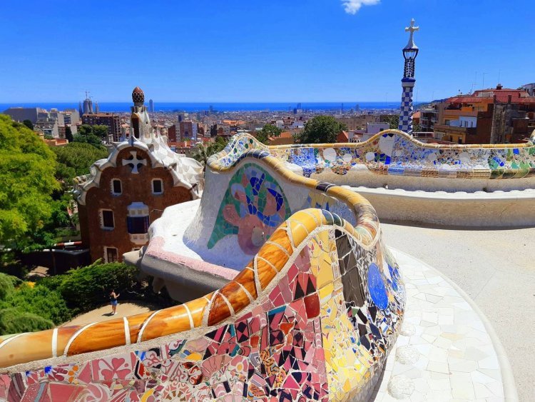 Unlocking Gaudi's Masterpiece: Your Essential Guide to Park Güell Tickets