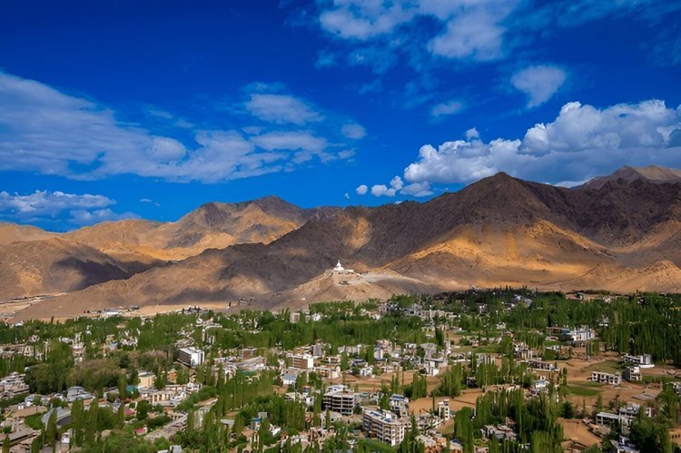 Ladakh Road Trip: A Thrilling Journey Through the Land of High Passes